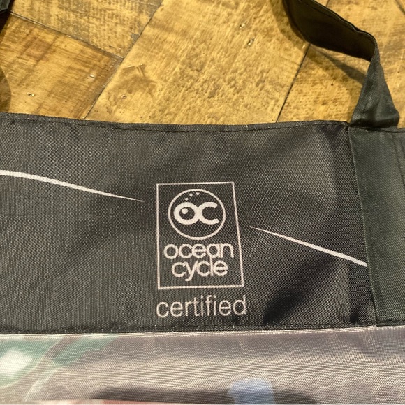 MACYS OCEANCYCLE BEACH TO BAG REUSABLE FOLDABLE TOTE BAG NEW - Picture 4 of 13